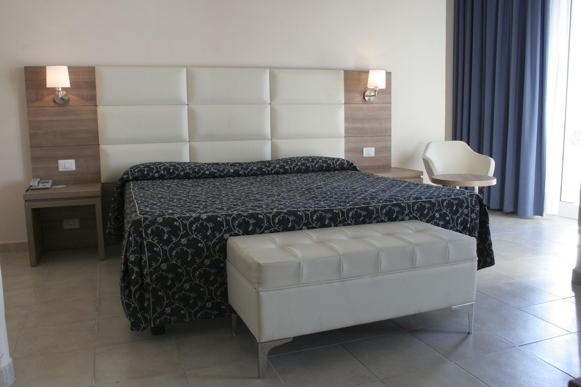 Hotel Mediterraneo Civitavecchia Exterior foto
