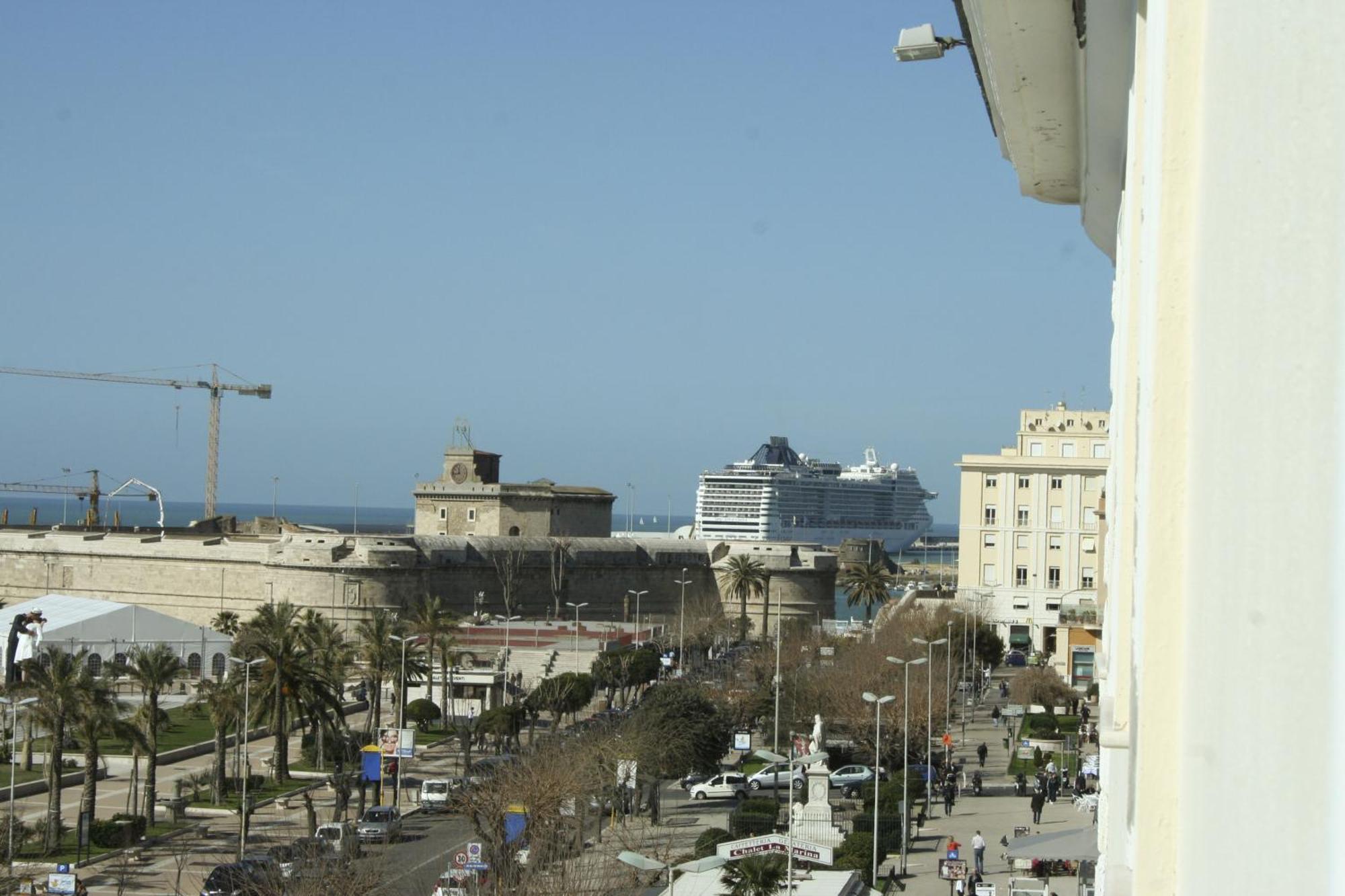 Hotel Mediterraneo Civitavecchia Exterior foto